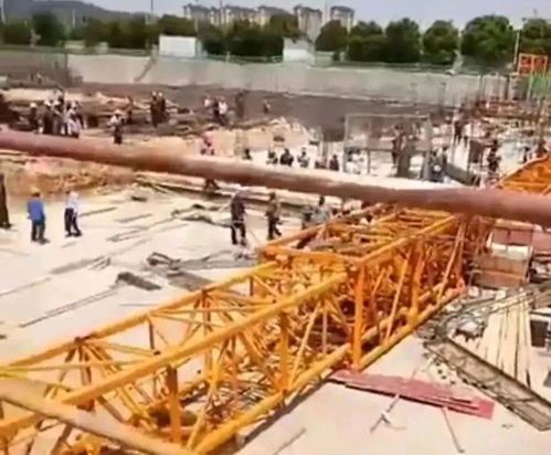 建筑管理经丨塔吊事故频发，施工安全如何把控？建筑工程的安全防线再思考